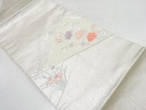 切りばめ風　牡丹に桔梗・菖蒲模様　刺繍　名古屋帯